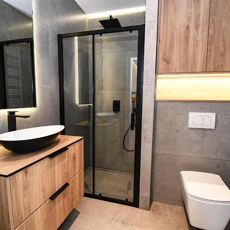 Jeziorny Zakatek, Drweckie Apartment